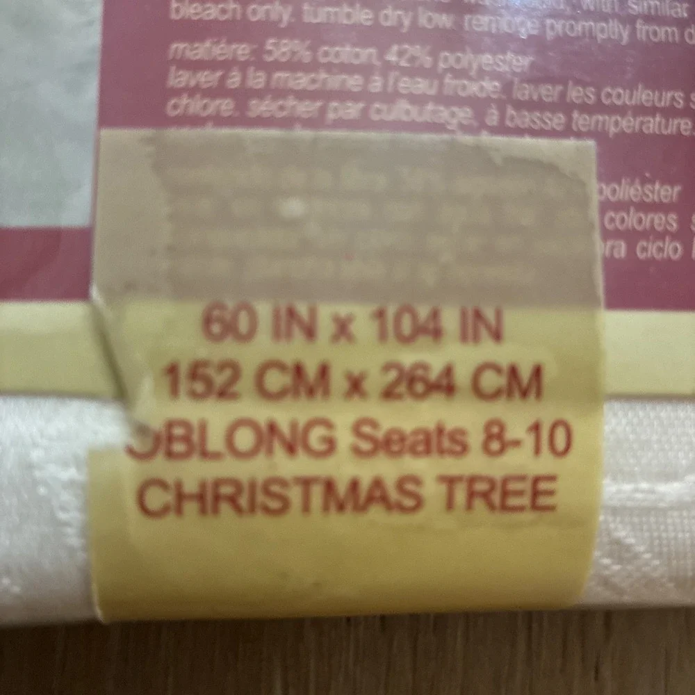 Spode Christmas Tree 60IN x 104IN Oblong Fabric Tablecloth NEW